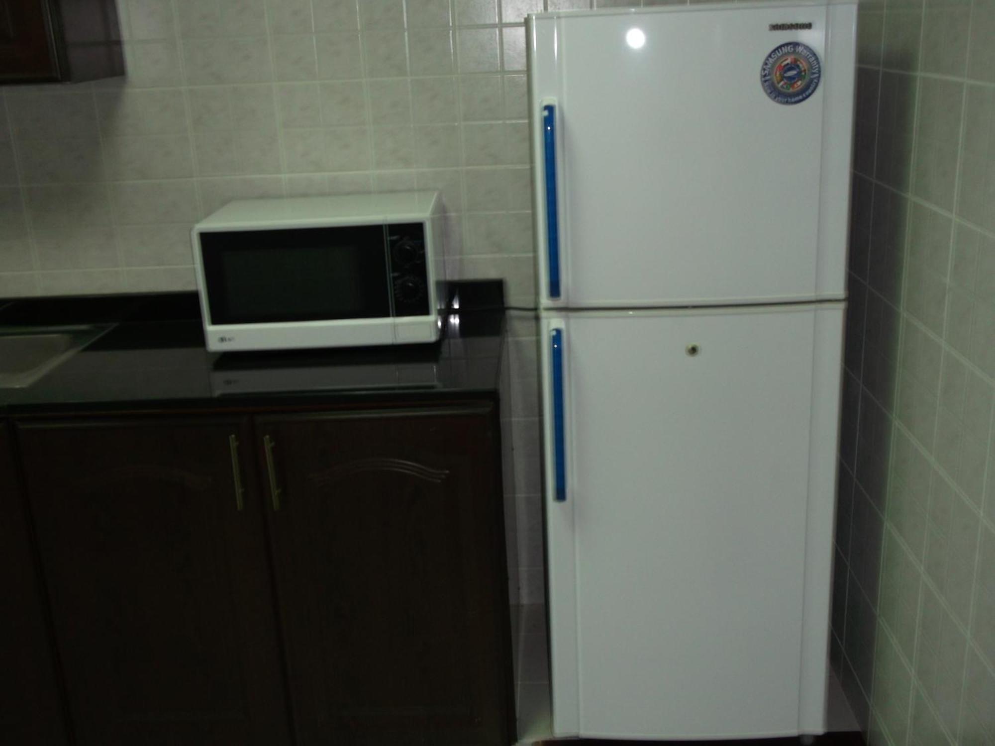 Reem Hotel Apartments Al Khuwayriyah Exterior photo
